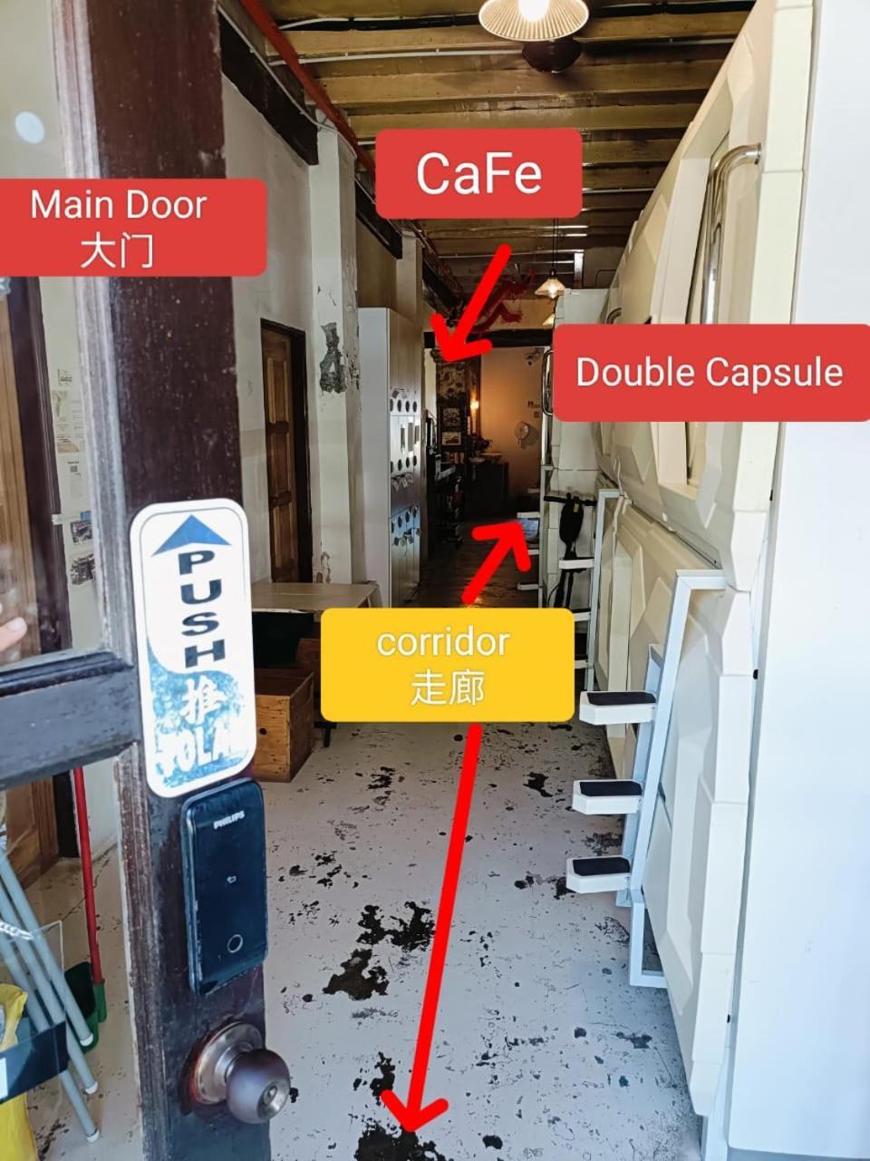 Vspace Guesthouse Capsule & Cafe Malacca Luaran gambar